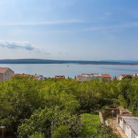 Komfortables Mit Meerblick, Bbq-bereich, Garten, Privatparkplatz Appartement Dramalj