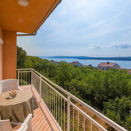 Komfortables Mit Meerblick, Bbq-bereich, Garten, Privatparkplatz