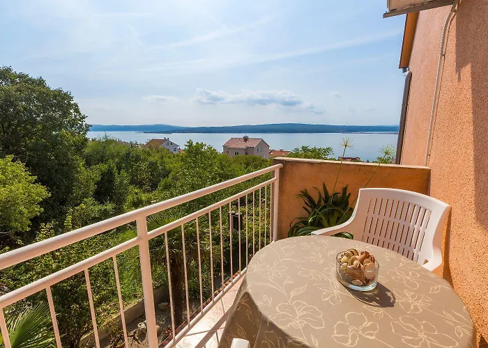 Apartamento Komfortables Mit Meerblick, Bbq-bereich, Garten, Privatparkplatz Dramalj