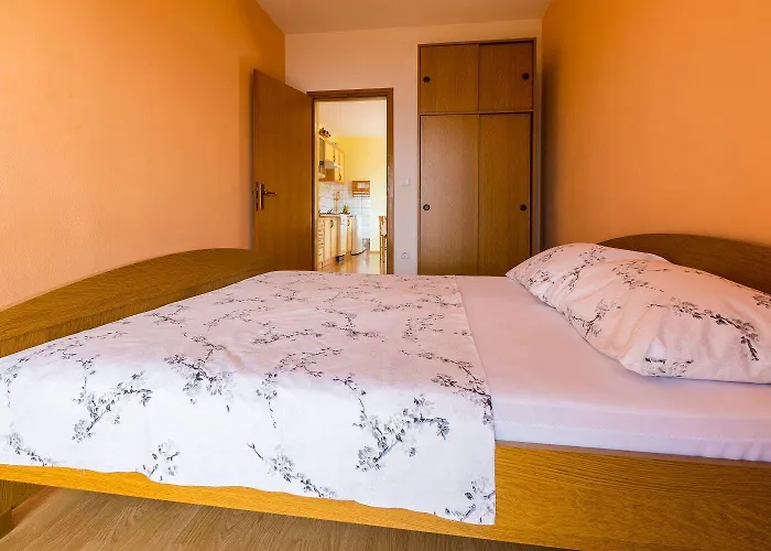 Apartamento Komfortables Mit Meerblick, Bbq-bereich, Garten, Privatparkplatz *