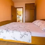 Διαμέρισμα Komfortables Mit Meerblick, Bbq-bereich, Garten, Privatparkplatz *