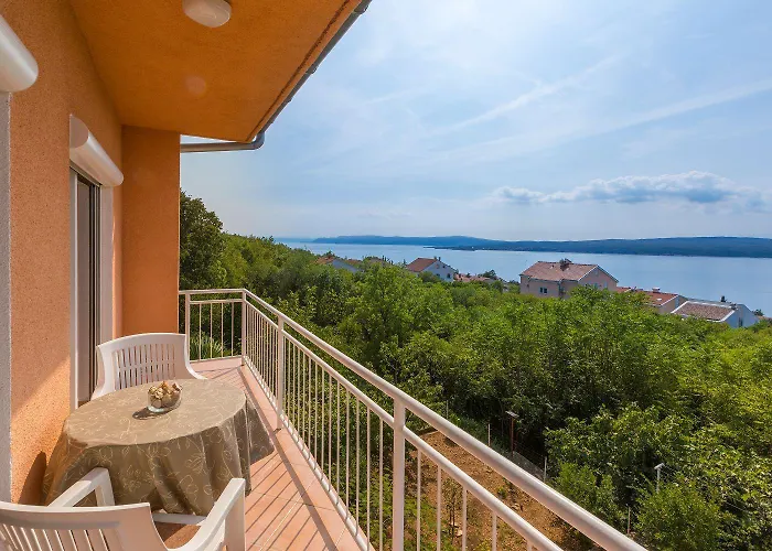 Komfortables Mit Meerblick, Bbq-bereich, Garten, Privatparkplatz