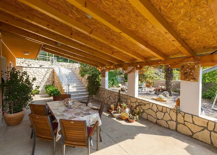 Komfortables Mit Meerblick, Bbq-bereich, Garten, Privatparkplatz *