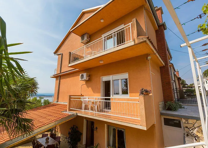 Komfortables Mit Meerblick, Bbq-bereich, Garten, Privatparkplatz Dramalj